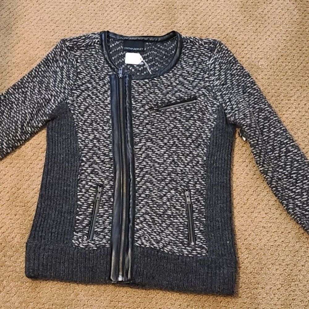 Cynthia Rowley sweater size large